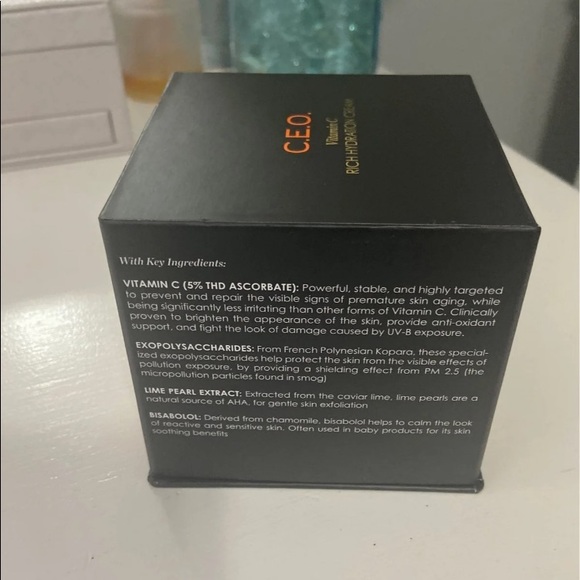 Sunday Riley C.E.O. Vitamin C Cream - Picture 5 of 5